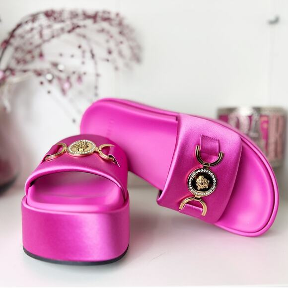 Versace Medusa Biggie Satin Embellished Platform Slide Sandals Pink Size 8.5 NWB - Picture 2 of 16